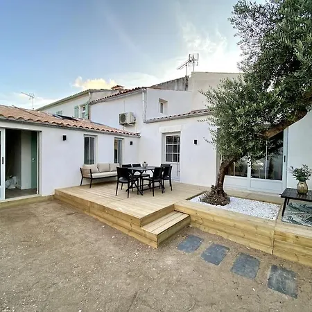 Charmante Maison Avec Jacuzzi