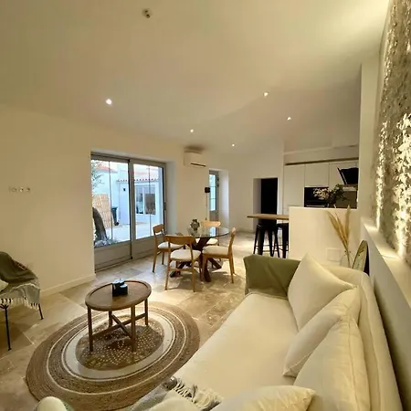 Charmante Maison Avec Jacuzzi Villa