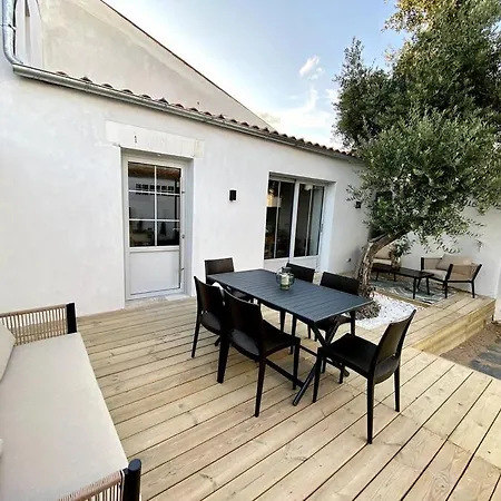 Charmante Maison Avec Jacuzzi *